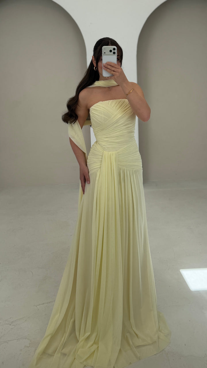 Saraa yellow