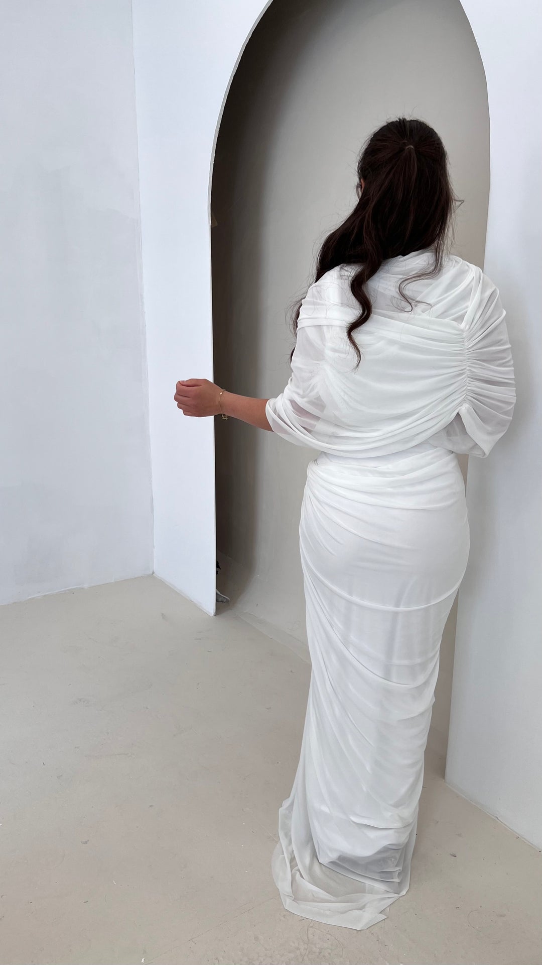 Alima Beyaz