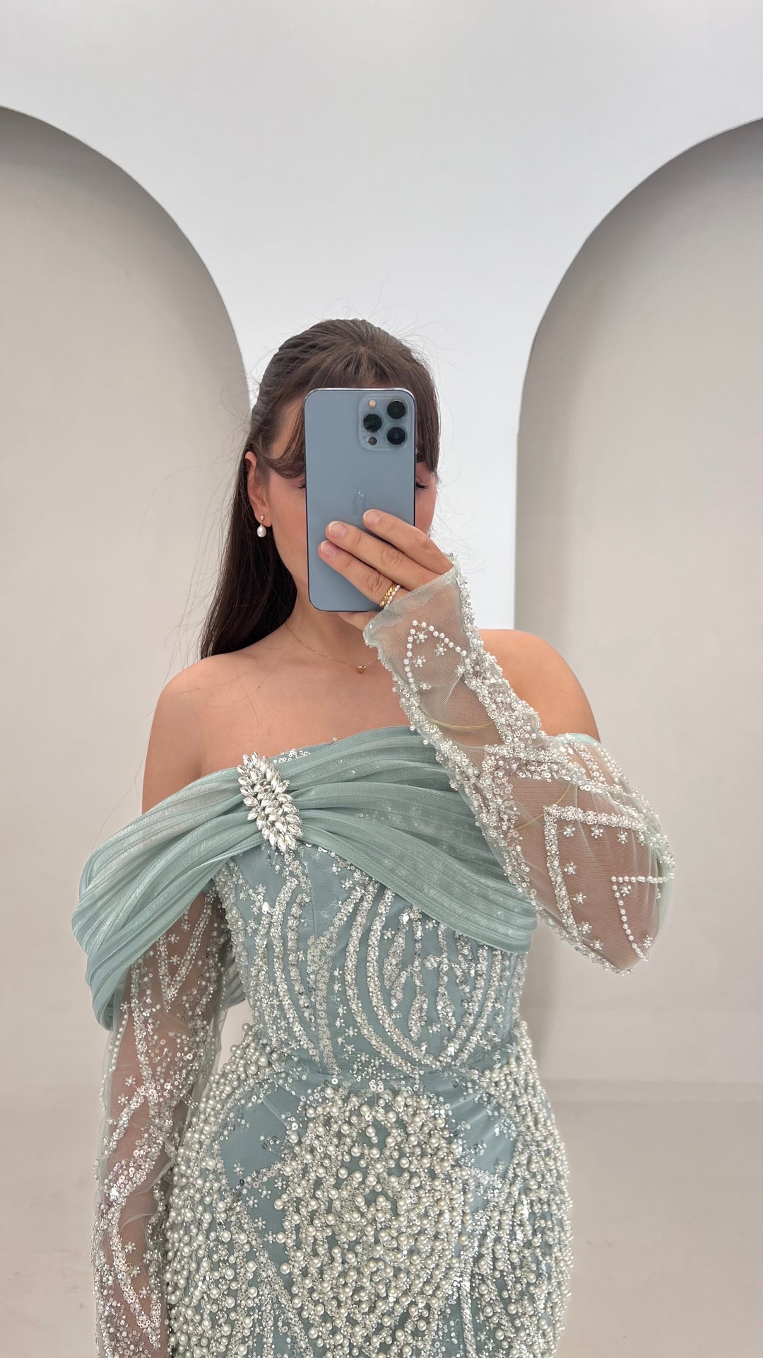 Amira Mint