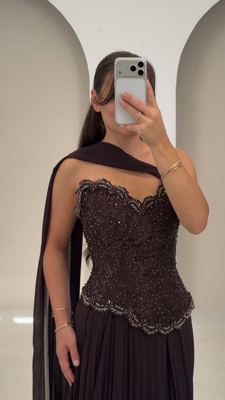 Derina braun