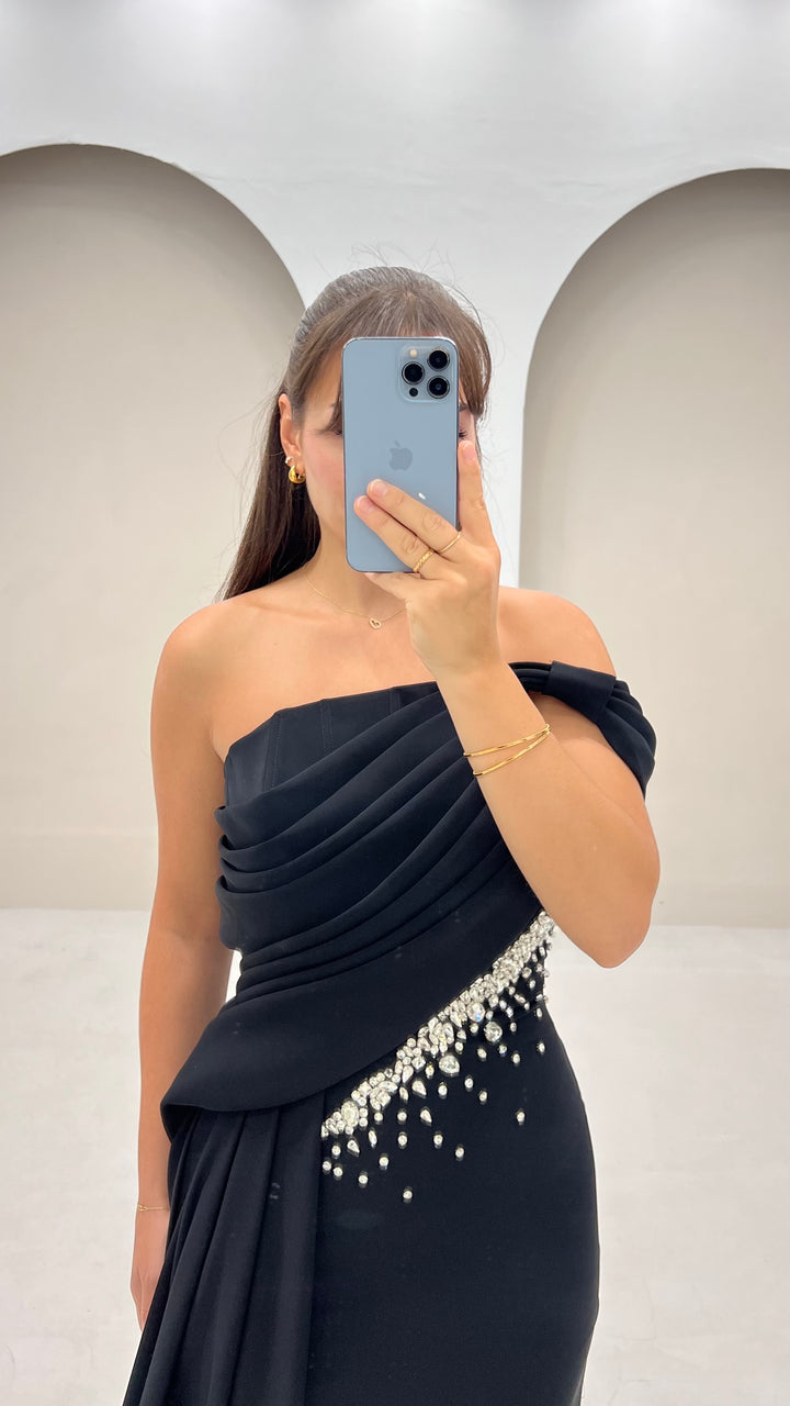 Seraphine Black