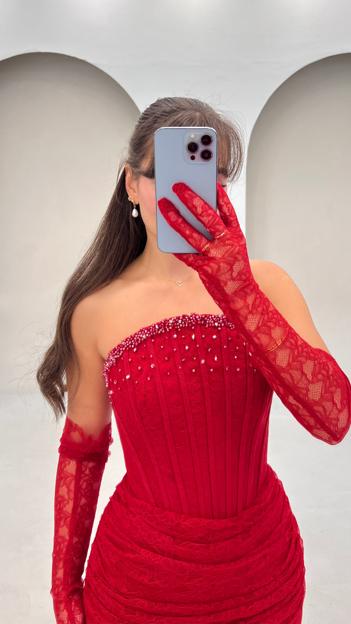 Liora Red