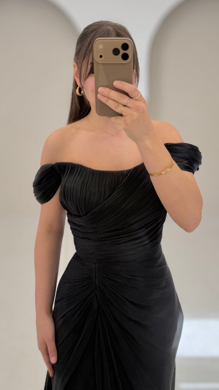 Aline schwarz