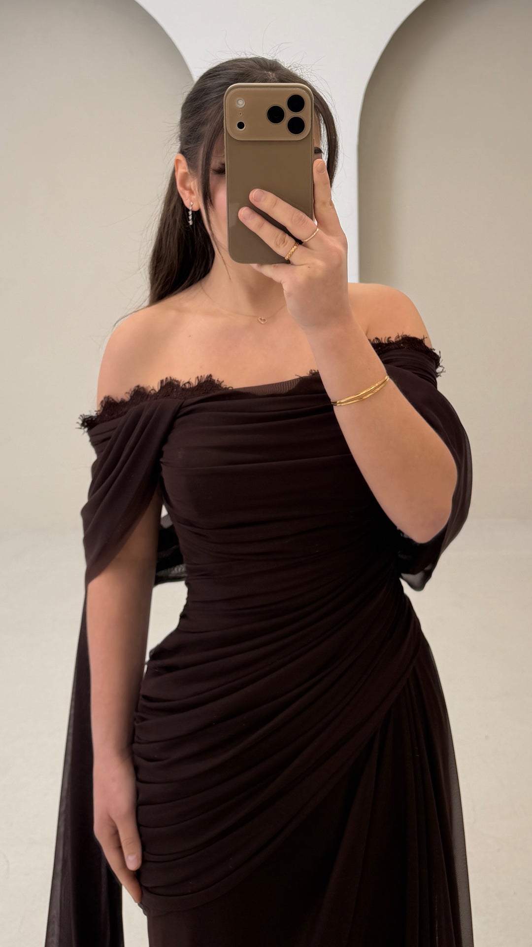 Seyra braun