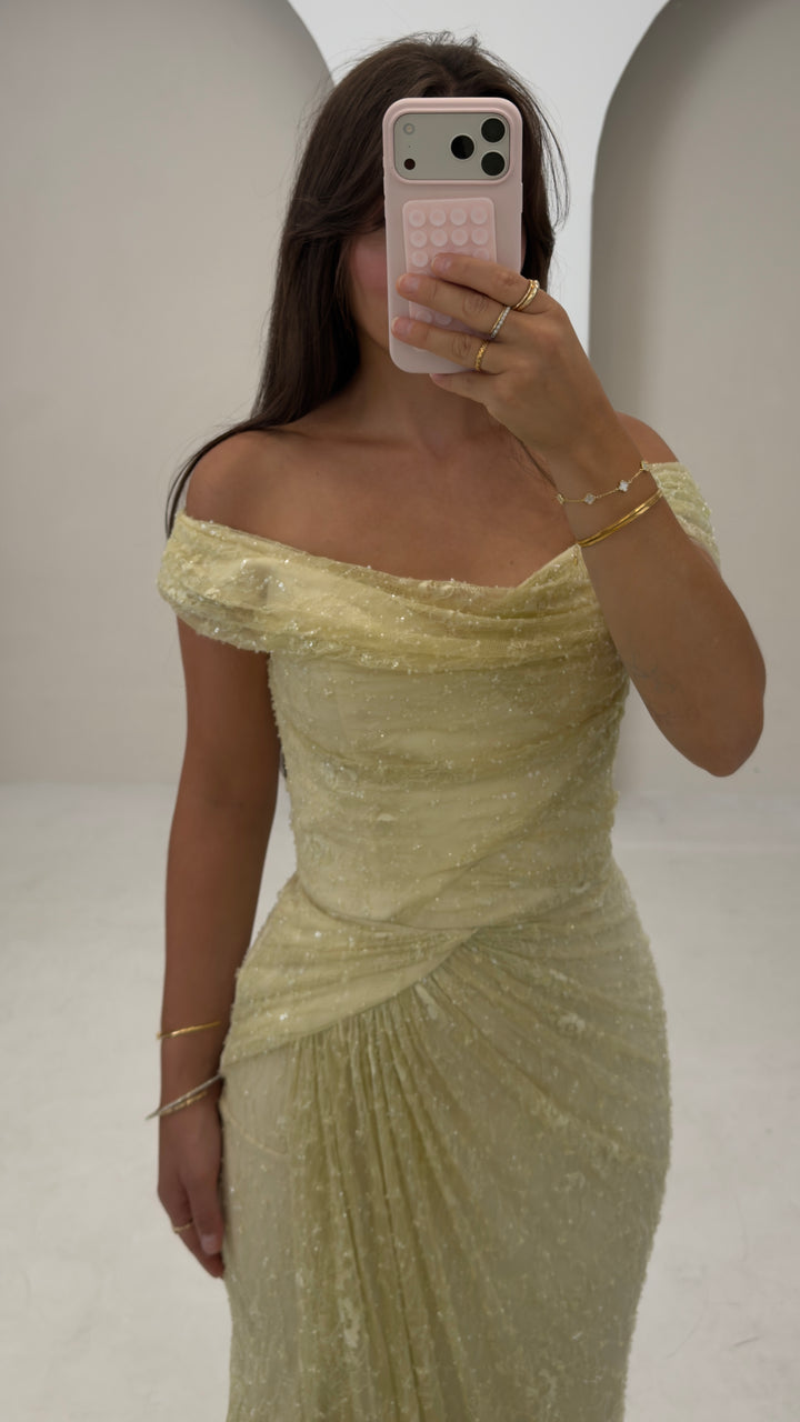 Lumay yellow