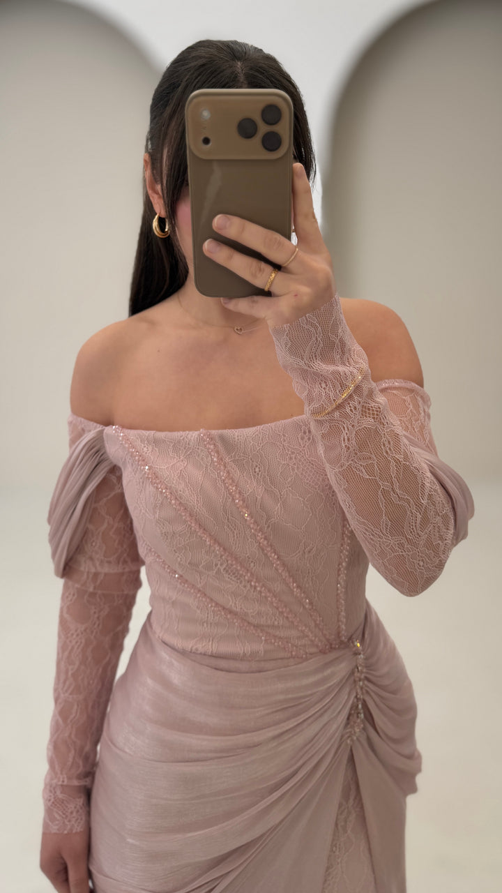 Nesla rosa