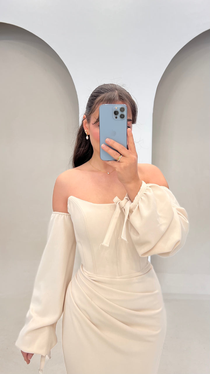 Elise Beige