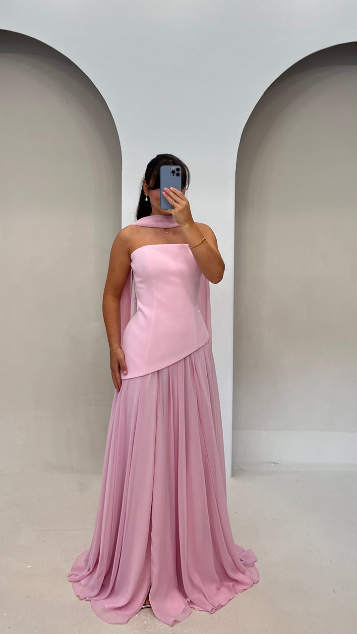 Nura Pink