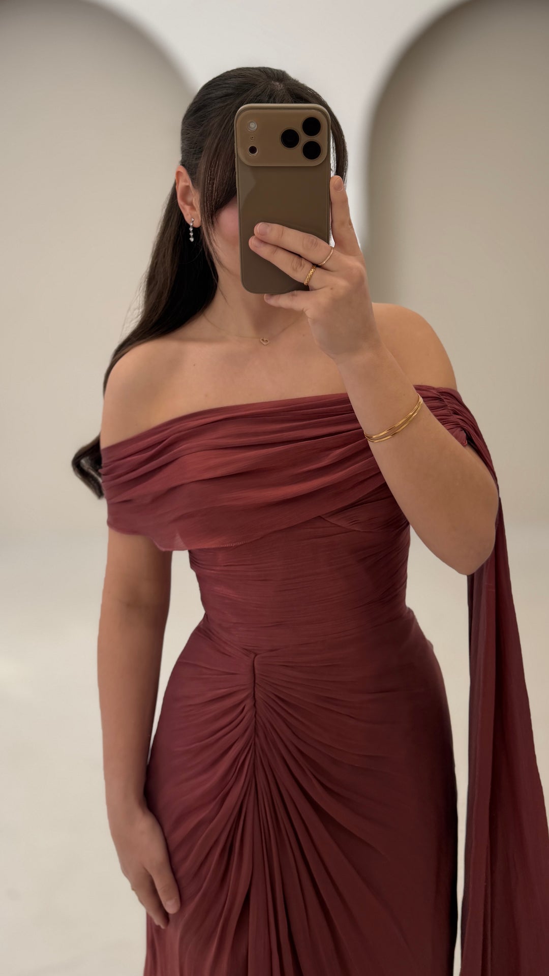 Elaya ziegelrot