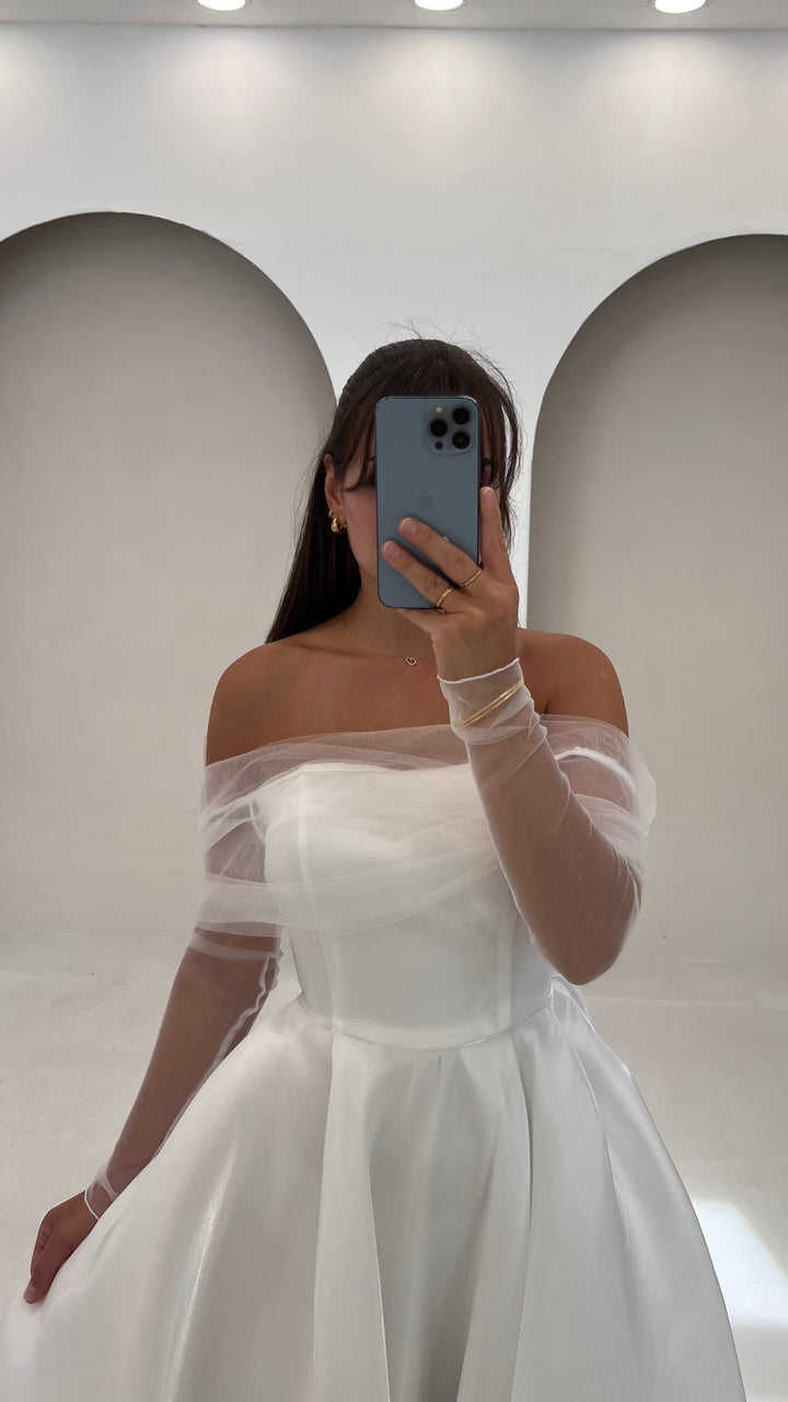 Lumira White