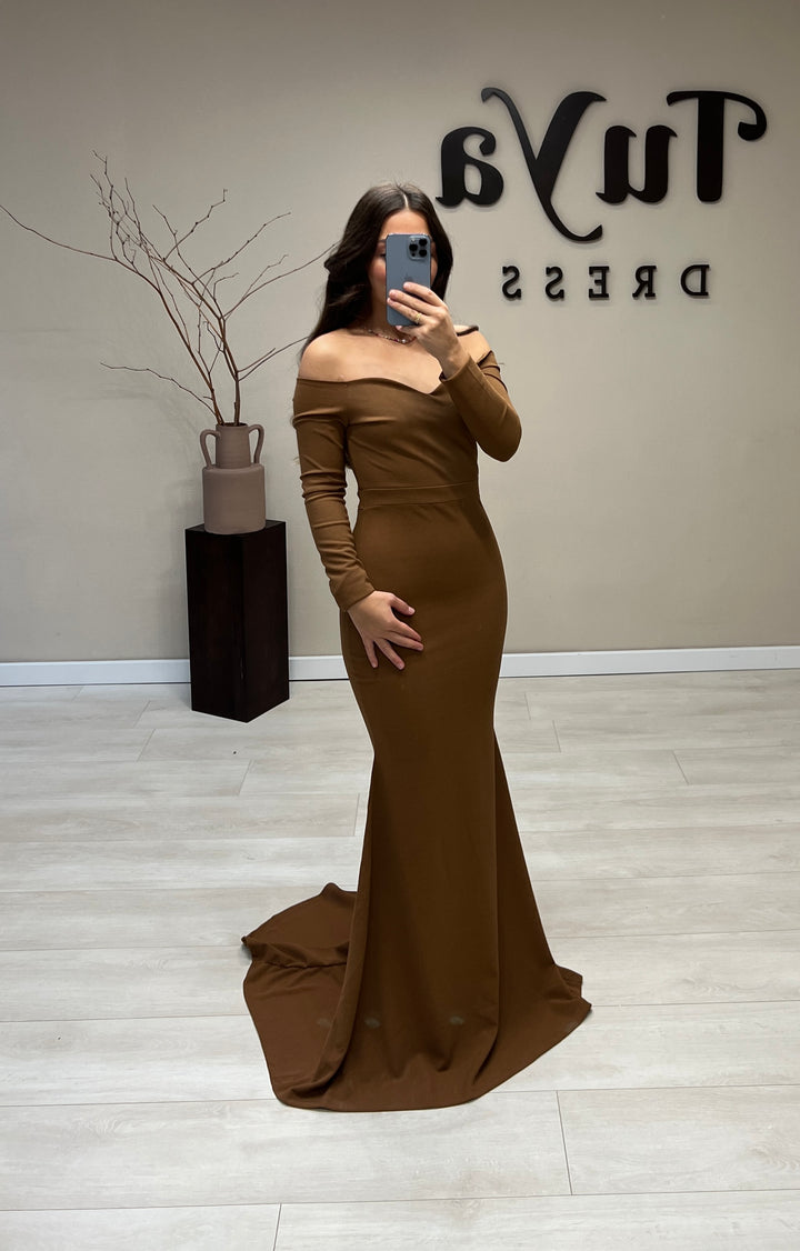 Brown Basic Elegance