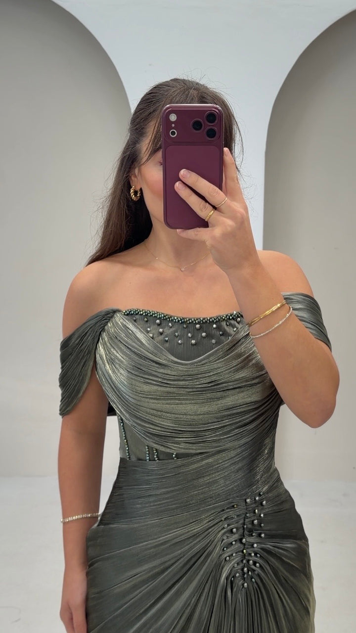 Raya khaki