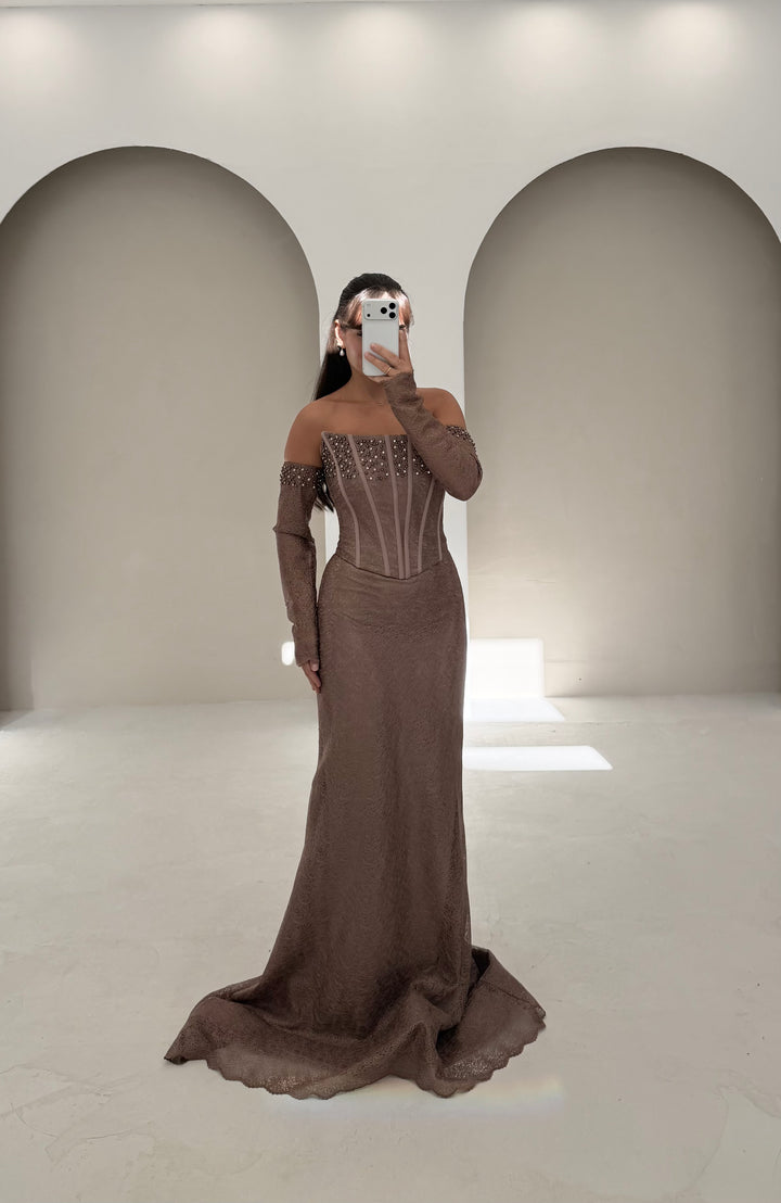 Ilay braun
