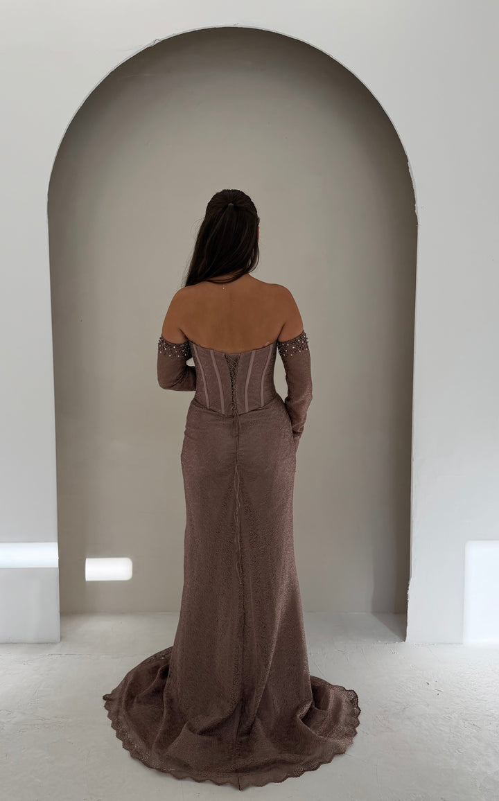 Ilay braun