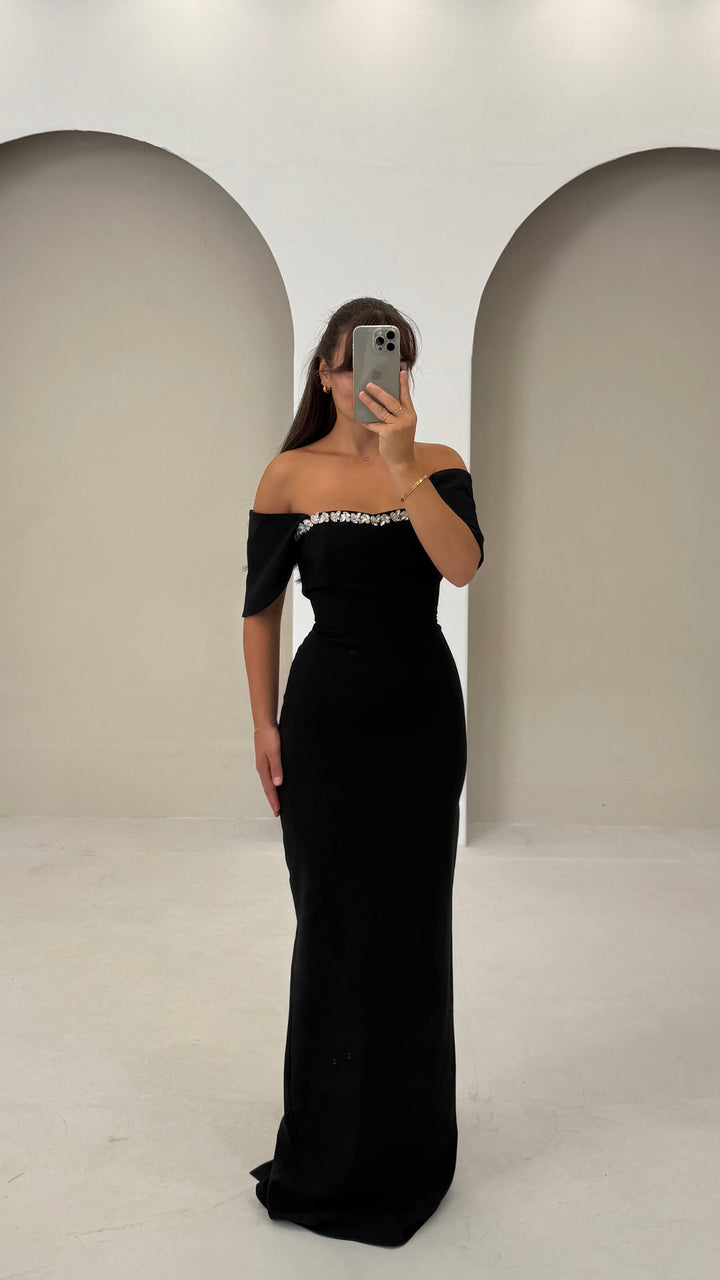 Zeloria Black