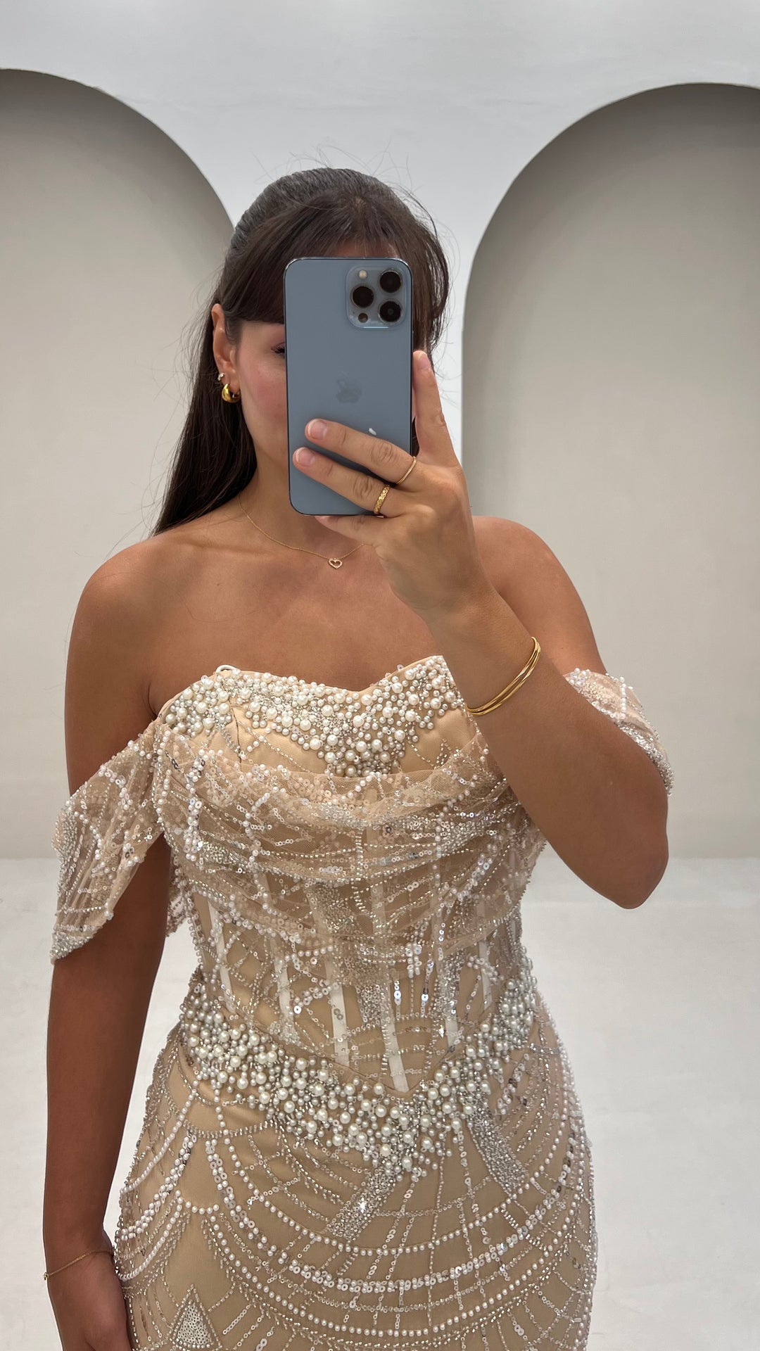 Elara Beige