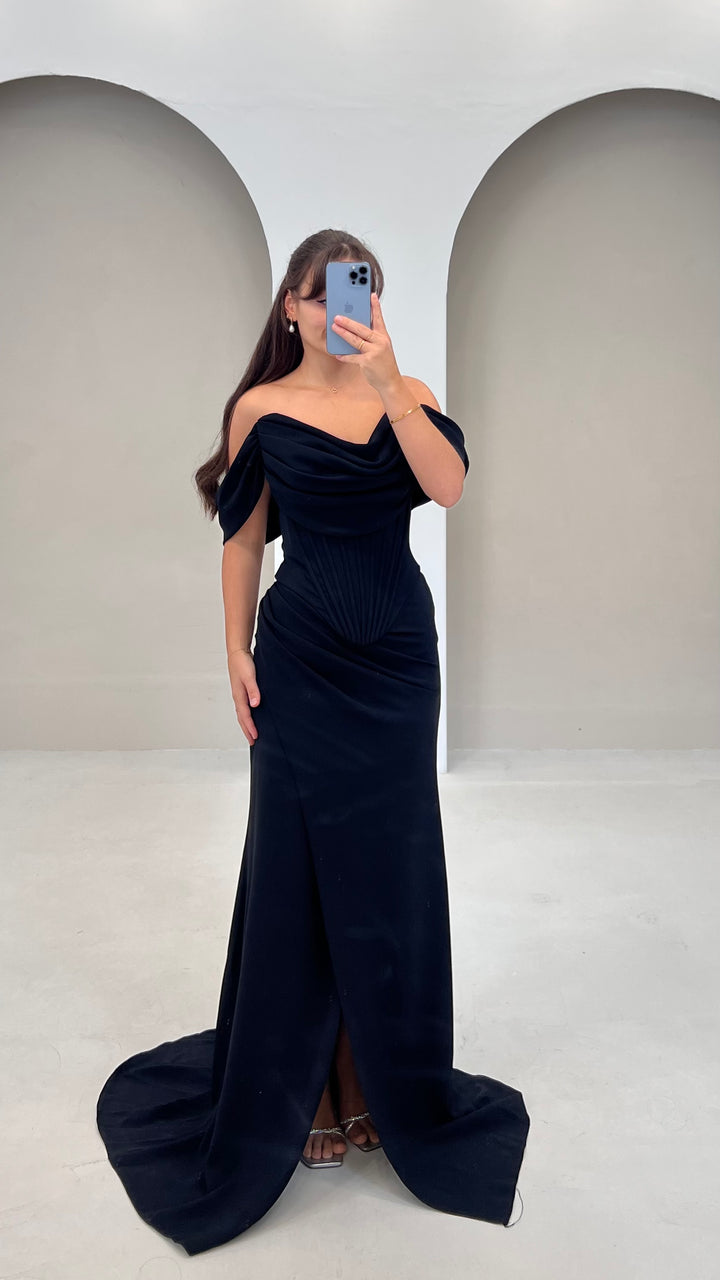 Veloura Black