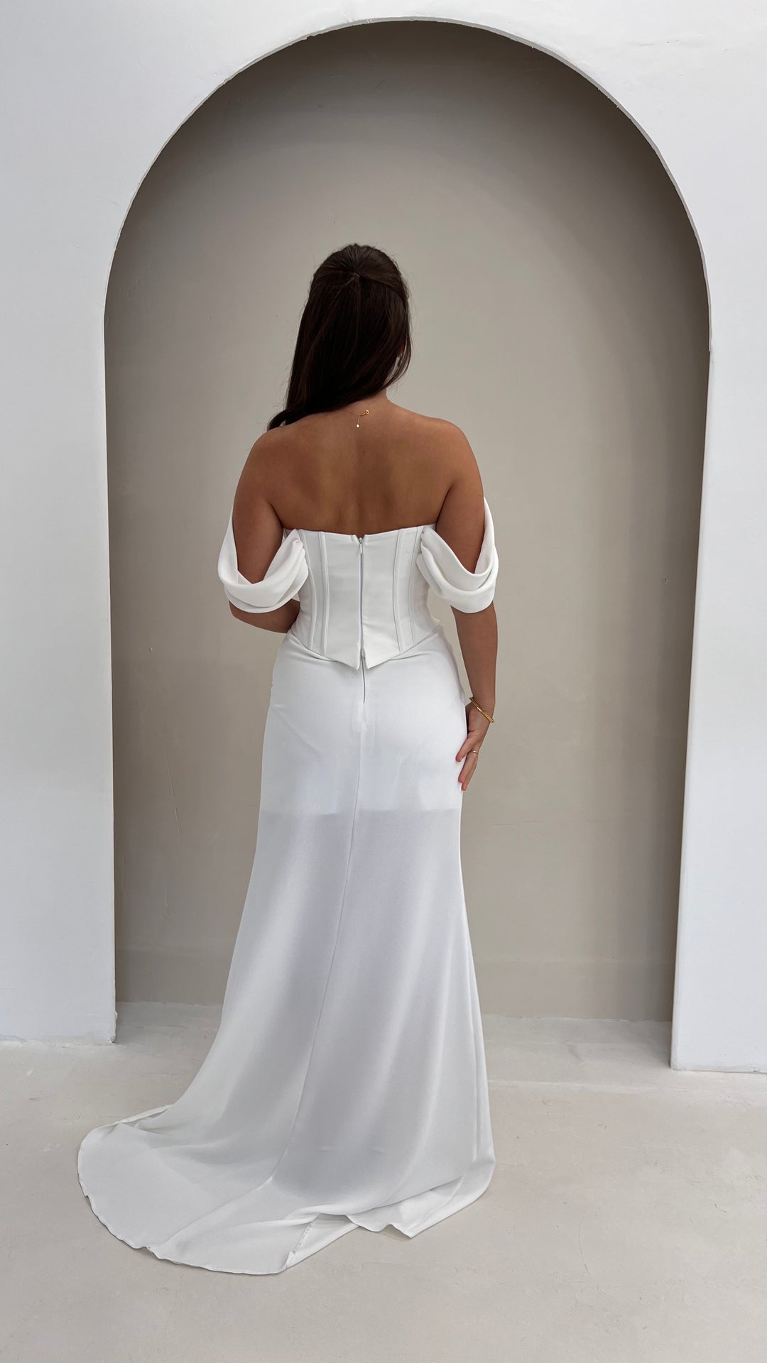 Veloura White