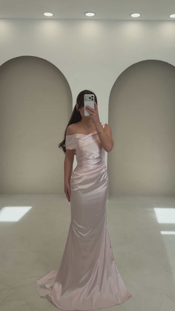 Nila Pink