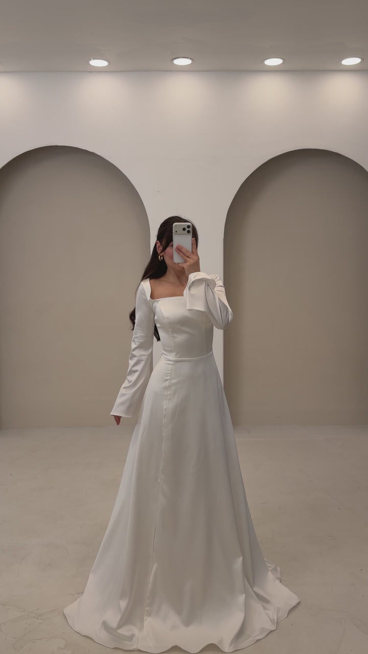 Zoya Weiss
